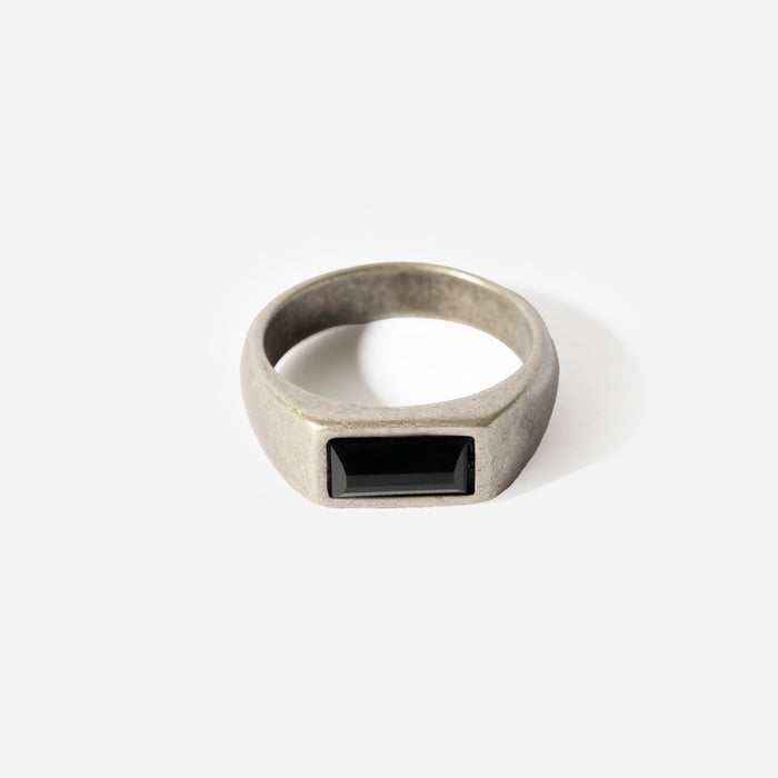 Anello con pietra