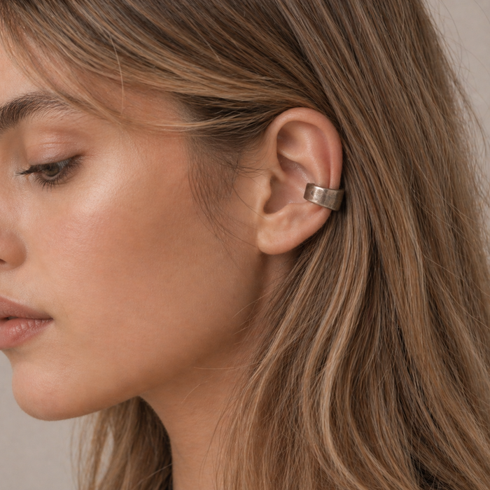 Ear cuff
